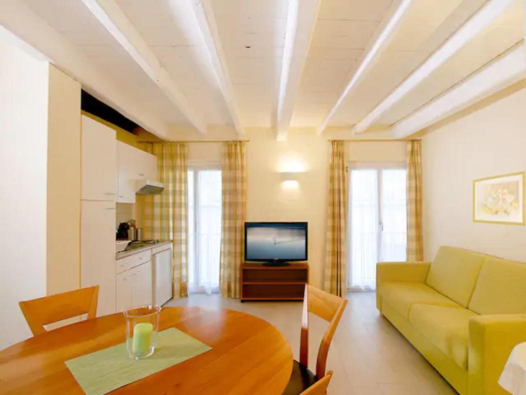 Depandance Garni Golf Apartment อัสโกนา ภายนอก รูปภาพ