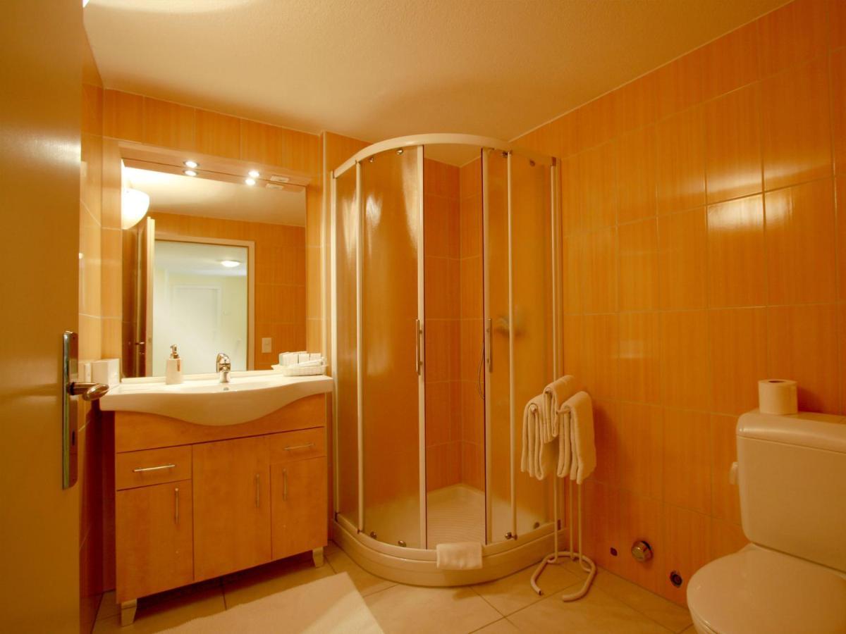 Depandance Garni Golf Apartment อัสโกนา ภายนอก รูปภาพ