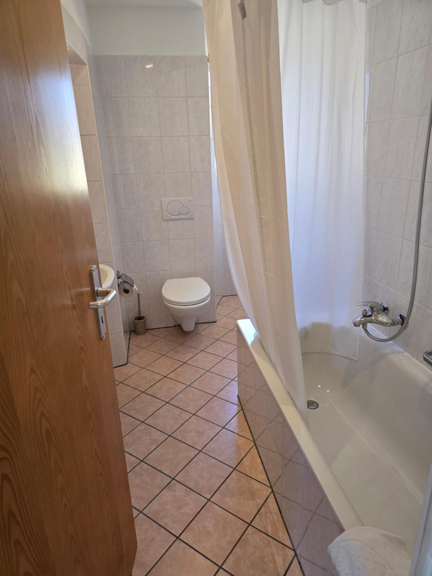 Depandance Garni Golf Apartment อัสโกนา ภายนอก รูปภาพ